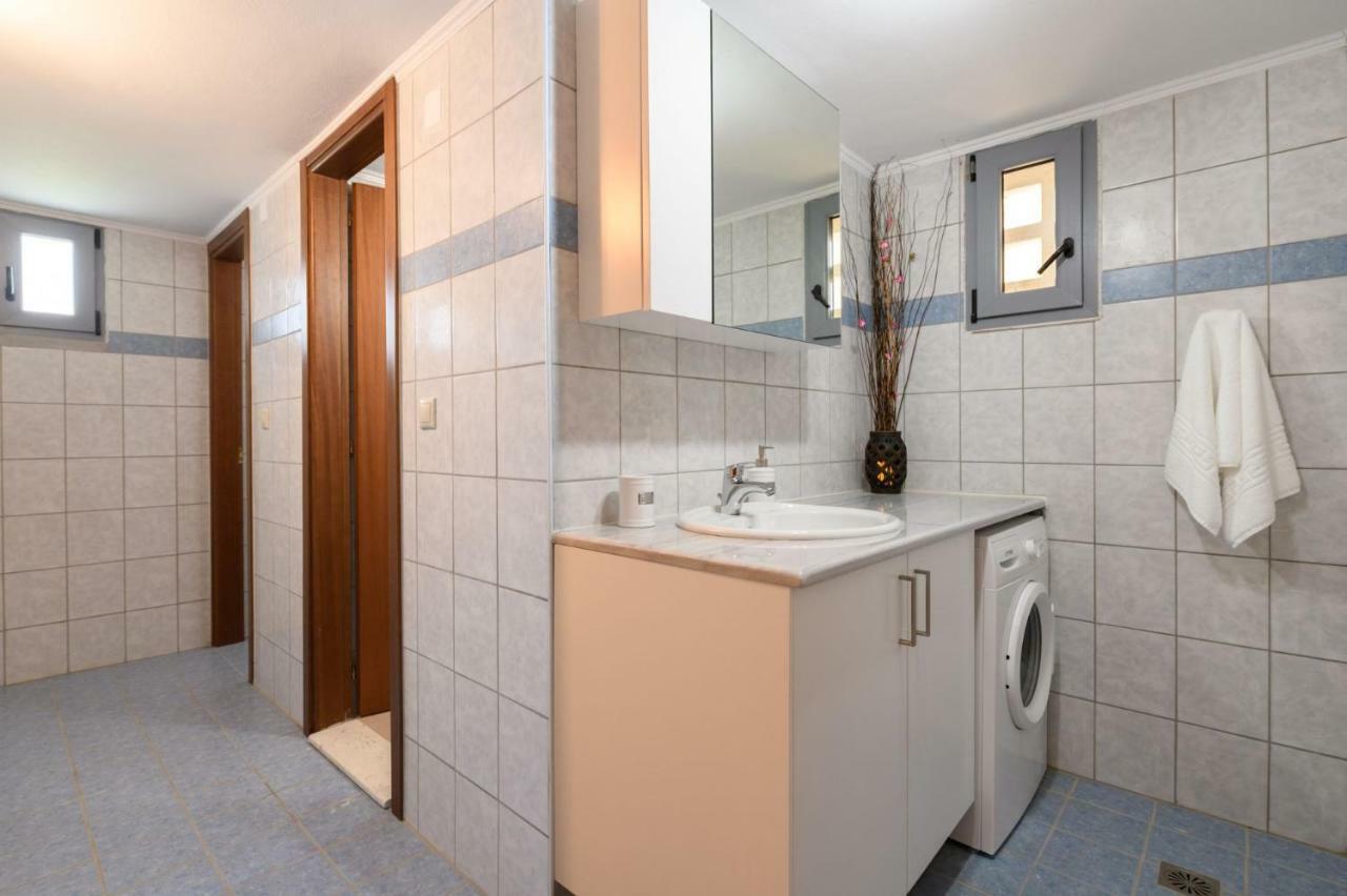 Coral Sea Apartment Kokkinos Pirgos Esterno foto