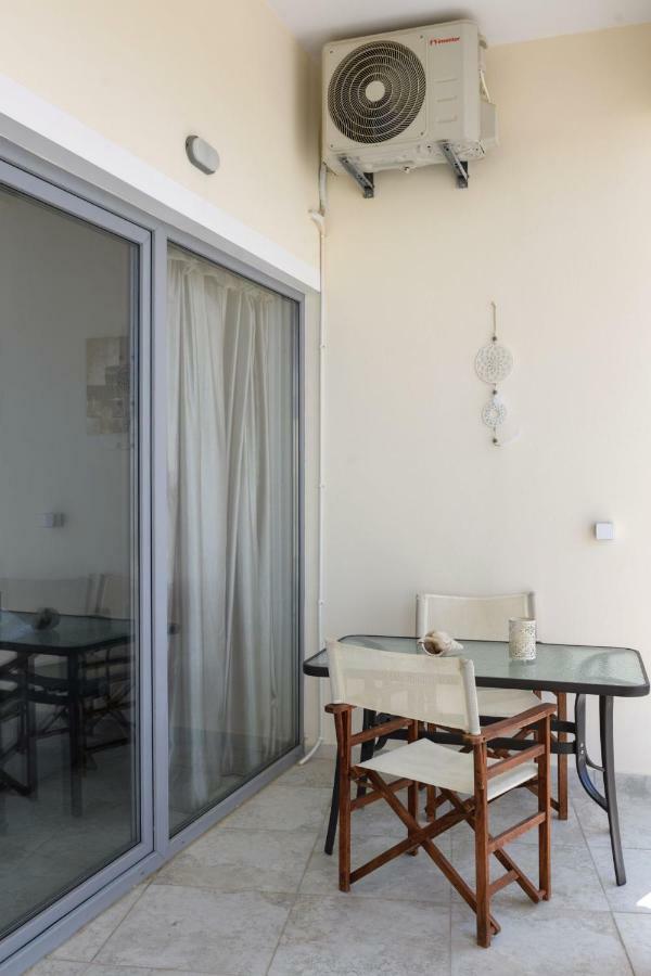 Coral Sea Apartment Kokkinos Pirgos Esterno foto
